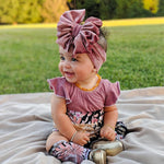 Load image into Gallery viewer, Soft Velvet Oversized Bow Headband
