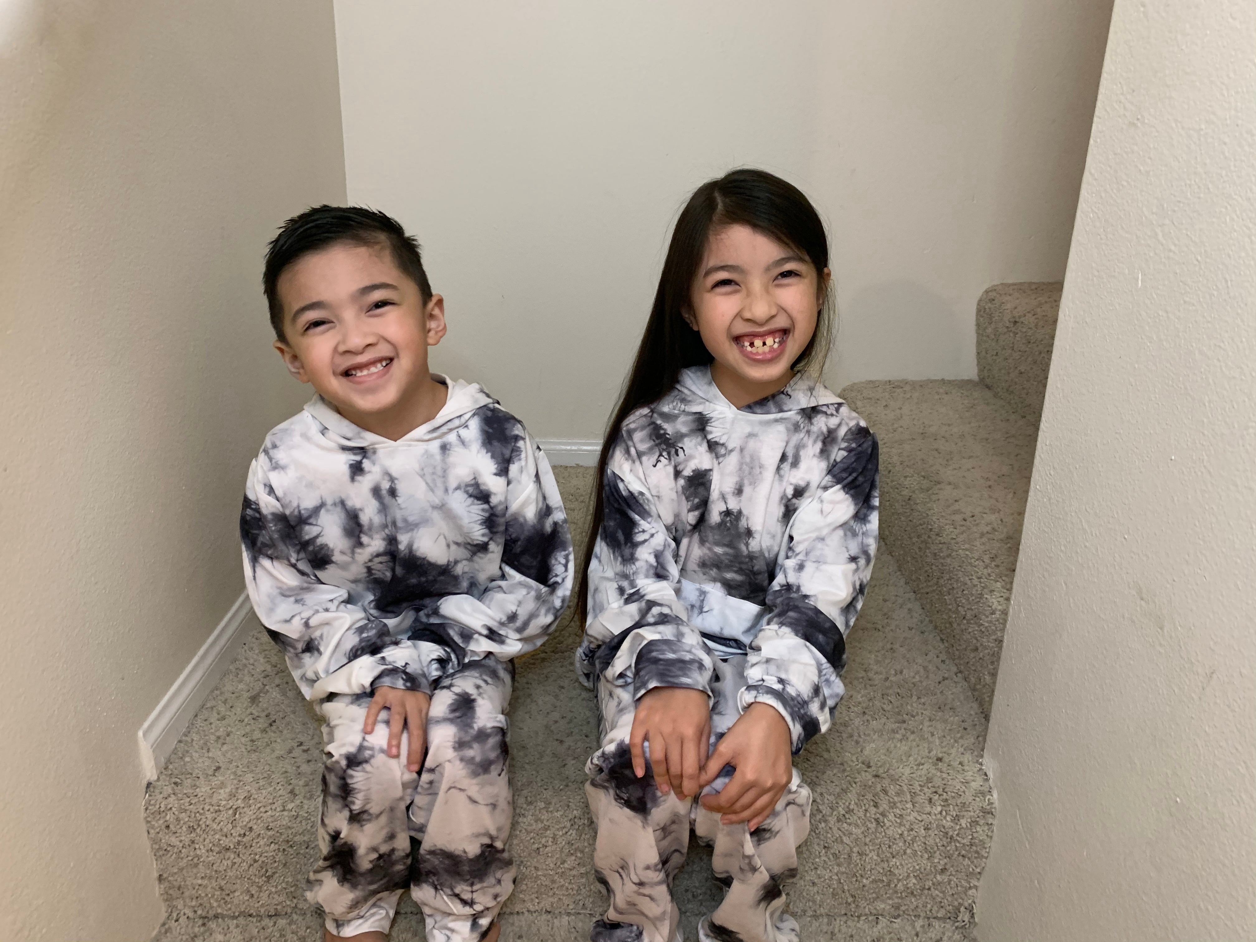 Kids Comfy & Soft Hoodie & Pants Tie Dye Sets
