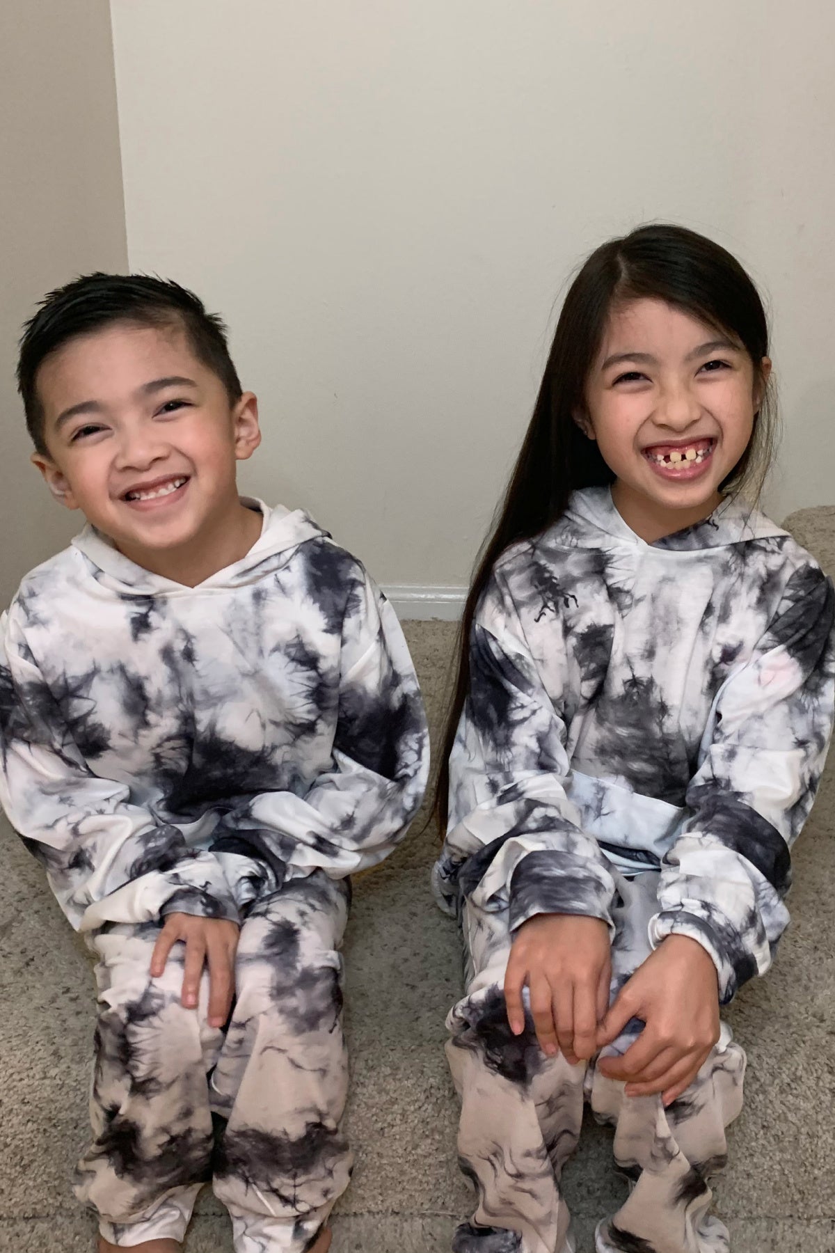 Kids Comfy & Soft Hoodie & Pants Tie Dye Sets