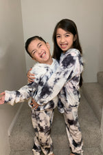 Load image into Gallery viewer, Kids Comfy &amp; Soft Hoodie &amp; Pants Tie Dye Sets
